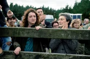 Norma (Lucía Veiga, li.) und ihre Mutter Balbina (Berta Ojea, re.) feiern das traditionelle Wildpferdetreiben der Region.