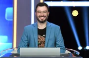 Sebastian Klussmann ("Jäger" aus "Gefragt-Gejagt") vertritt den erkrankten Thorsten Zirkel.