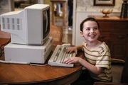 Als Sheldon (Iain Armitage) unbedingt einen Computer haben will, sorgt das für einige Probleme in der Familie ...