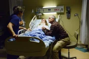 Joan Watkins (Jennifer Aspen), Francis Watkins Sr. (David Goryl)
+++