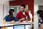 Dr. Shannon Rivera (Tanaya Beatty), Kenny Fournette (JR Lemon)
+++