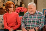 Beverly (Swoosie Kurtz, l.); Joe (Stacy Keach, r.)