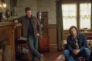 L-R: Dean Winchester (Jensen Ackles) and Sam Winchester (Jared Padalecki)