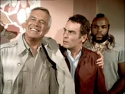 Hannibal (George Peppard, li.) und die anderen haben sich Collins (Dean Stockwell, re.) geschnappt. Wird er auspacken?