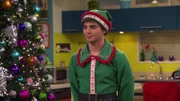 Max Thunderman (Jack Griffo)
