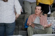 Frank Rizzoli Sr. (Chazz Palminteri)