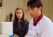 ARD STURM DER LIEBE FOLGE 1208, am Freitag um 15:10 Uhr im ERSTEN. Eva (Uta Kargel, l.) ist bestürtzt, als Robert (Lorenzo Patané, r.) unwirsch auf ihre Schwangerschaft reagiert.