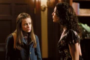 Lorelai (Lauren Graham, r.) und ihre Tochter Rory (Alexis Bledel)