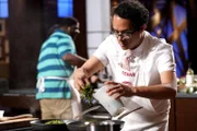 Contestant Cesar Cano