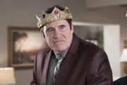 Richard Kind (Michael Mikowitz).