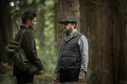 Dean Winchester (Jensen Ackles, l.); Bobby Singer (Jim Beaver, r.)