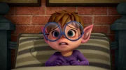 Oh Schreck! Simon ist total erkältet und würde seine Brüder gerne in den neuen Dagarack-Film begleiten. Doch gerade gilt es vor allem zu verhindern, dass Alvin und Theodore ohne ihn den Film ansehen.  +++