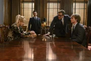 (v.l.n.r.) Brenda (Dana Eskelson); Benny Colón (Freddy Rodríguez); Dr. Jason Bull (Michael Weatherly); Lucas Schweiger (Christopher Jeffrey Valleroy)