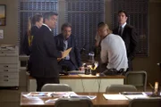 L-R: Mateo Cruz (Esai Morales), David Rossi (Joe Mantegna), Derek Morgan (Shemar Moore) und Aaron Hotchner (Thomas Gibson)