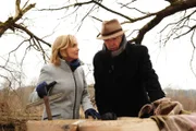 Nicola (Kerstin Gähte, l.); André (Joachim Lätsch, r.)