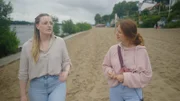 Charlotte Raven arbeitete als Unternehmensberaterin, brannte aus, bekam Depressionen und suchte Hilfe bei Life-Coaches: Dabei geriet sie in eine finanzielle und psychische Abhängigkeit.