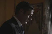 Zwei schwierige Fälle auf einmal beschäftigen Ermittler Lt Joe Kenda (Carl Marino) Tag und Nacht ...