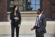 L-R: Jane Rizzoli (Angie Harmon) und Barry Frost (Lee Thompson Young)