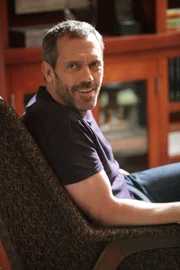 Nachdem er einer Patientin nicht weiterhelfen kann, sucht House (Hugh Laurie) die Hilfe des Psychologen Dr. Nolan, den er noch aus seiner Zeit in der psychiatrischen Klinik kennt.