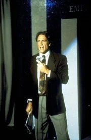 Steve Sloan (Barry Van Dyke) versucht sich als Aushilfsmoderator.