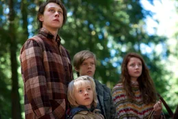 Charlie Shotwell, George Mackay, Nicholas Hamilton, Samantha Isler