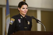 Bei einer Zeremonie wird Jane Rizzoli (Angie Harmon) mit einem Heldenorden geehrt.