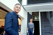 Maarten Jansen (Barry Atsma) und Constanze Lauritzen (Christina Große).