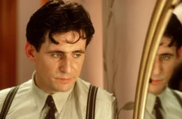 Tom Reagan (Gabriel Byrne)