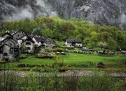 SRF bi de Lüt Wunderland - Val Bavona TI Staffel 4, Episode 3 Die Prozession erreicht den Ort Roseto im Val Bavona TI