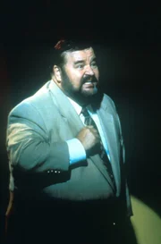 Mr. Budy Blake ist ein berühmter Entertainer.