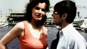Dr. Melba Bozinsky (Geena Davis) besucht überraschend ihren Bruder Murray (Thom Bray)