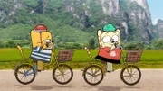 Ollie und Moon auf dem Fahrrad