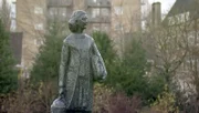 Statue von Anne Frank.