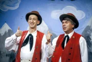 Erich Feichtlmoser (Erich Seyfried, re.) und Holdendold (Gilbert von Sohlern) spielen bei dem „Wilderer-Drama“ mit.