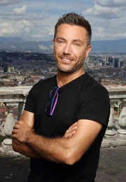 Gino D'Acampo. Die Verwendung des sendungsbezogenen Materials ist nur mit dem Hinweis und Verlinkung auf RTL+ gestattet.