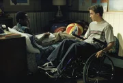 Immer wieder versucht Malcolm (Frankie Muniz, r.) seinem Freund Stevie (Craig Lamar Traylor, l.) zu vermitteln, dass man nicht alles so verbissen sehen sollte ...