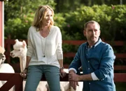 Sie verstehen sich gut:Tina Ruland als Hanna, Heikko Deutschmann als Caspar (Copyright SRF/ZDF/Ralf Wilschewski)