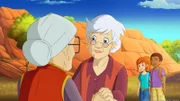 Dank der Hartnäckigkeit der Kinder vertragen sich Mrs. Lee (l.) und Frances (M.) nach all den Jahren endlich wieder.