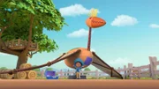 Miguel baut einen Flugapparat, der wie ein Ptero aussieht, um die wilden Pteros zu vertreiben und ihren Angriff abzuwehren.