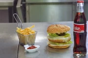 Fast Food - Das grosse Fressen Klassisches Fast Food Menü