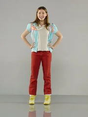 Eden Sher (Sue Heck).