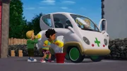 James, Mandy und Sarah putzen Helens Auto blitzeblank, um sich ihr Taschengeld aufzubessern.