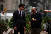 L-R: Neal Caffrey (Matthew Bomer) und Mozzie (Willie Garson)