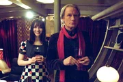 Marianne (Talulah Riley) und Quentin (Bill Nighy)
