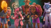 Das Leben der menschlichen Clawdeen (2. v. re.) wird völlig auf den Kopf gestellt, als sie die Monster High entdeckt. Eine Schule, auf der alles möglich ist.