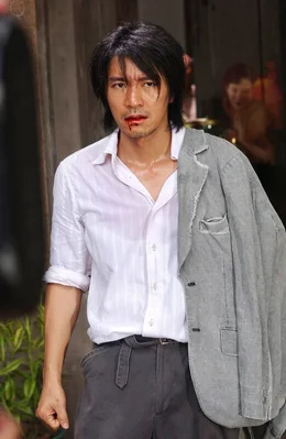 Als Sing (Stephen Chow) sich mit einer Vermieterin und deren Mann anlegen soll, um in die ber&uuml;hmte Axt-Gang aufgenommen zu werden, ist er &uuml;berzeugt, leichtes Spiel zu haben. Ein fataler Irrtum ...