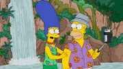 THE SIMPSONS: The Simpsons join other Springfield families on the Van HoutenÕs annual trip to Costa Rica, which they obviously canÕt afford. Während dort, Homer befriends PattyÕs new girlfriend, Evelyn, und Lisa tracks down den realen Grund, warum die Van Houtens jedes Jahr auf diese Reise gehen in der "Livin La Pura Vida" Episode von THE SIMPSONS.