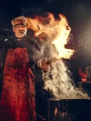 Unter dem pr&uuml;fenden Blick von Juror David Baker (Bild) begeben sich die Kandidaten in dieser Folge in ihre Heimatschmiede, um eine der ber&uuml;chtigtsten Waffen der Geschichte zu machen - das Rapier. Dies ist ein besonders scharfes Schwert, das mit nur einem Sto&szlig; t&ouml;ten kann.