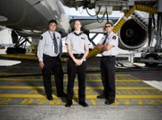 Sie sorgen an Neuseelands Grenzen für Sicherheit, denn täglich transportieren tausende Flugzeuge und Schiffe Reisende, Gepäck und Waren ins Land: die Grenzschutzbeamten ...