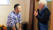 Trödelprofi Mauro Corradino im Gespräch mit Wagdis Ex-Frau Margot